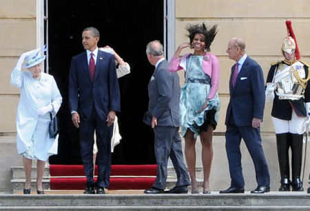 4636-Obamas in England 2011.jpg